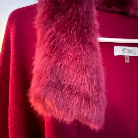 Jones Studio Separates Long Cardigan with Faux Fur Collar Size Small - Picture 2 of 4